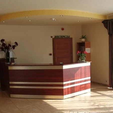 Przylesie Sierosław