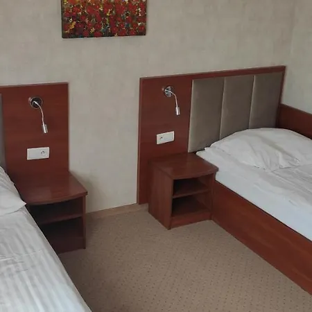 Hotel Przylesie Sierosław