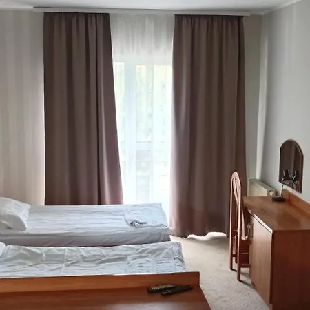 Hotel Przylesie Sierosław