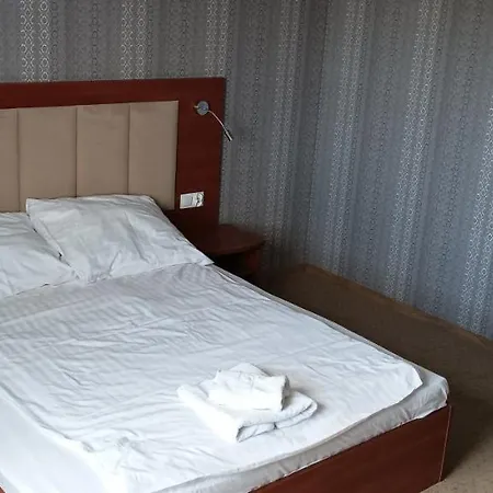 Przylesie Hotel 2*