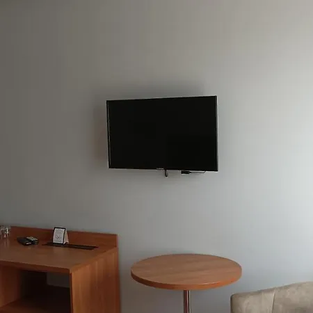 Hotel Przylesie Sieroslaw (Poznan)