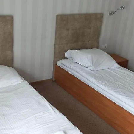 Przylesie Hotel 2*
