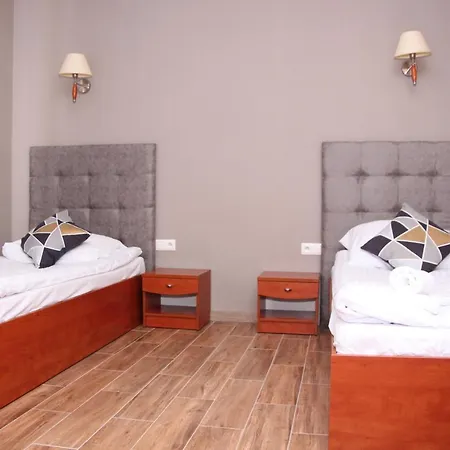 Przylesie Hotel 2*