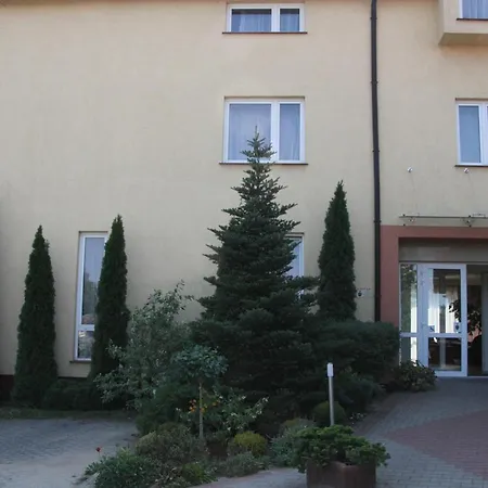 Przylesie Hotel 2*