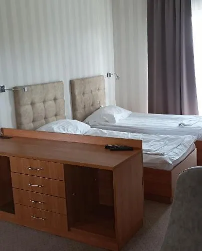 Hotel Przylesie Sieroslaw (Poznan)