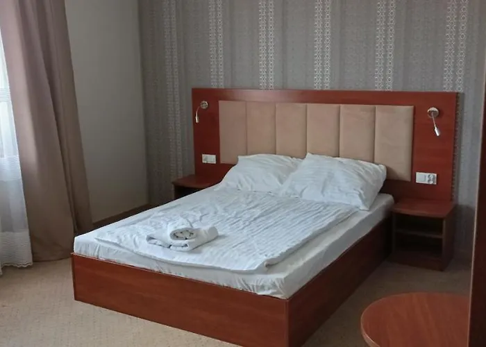 Przylesie Hotel Sieroslaw (Poznan)